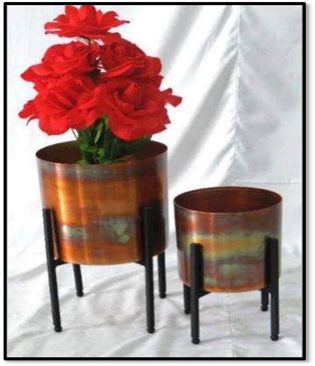 Rustic Copper Cylindrical Planter Set with Short Black Stands
