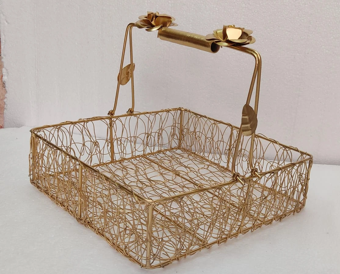 Luxe Golden Wire Mesh Decorative Serving Basket with Floral Handle - Golden wire mesh basket